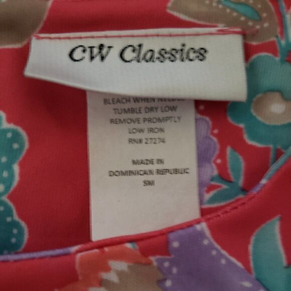 CW Classics Coral Floral Short Sleeve Blouse - Picture 3 of 3